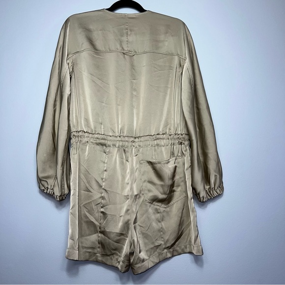 Thakoon gold romper long sleeve shorts satin metallic utility safari sz 10 snags - Picture 12 of 14
